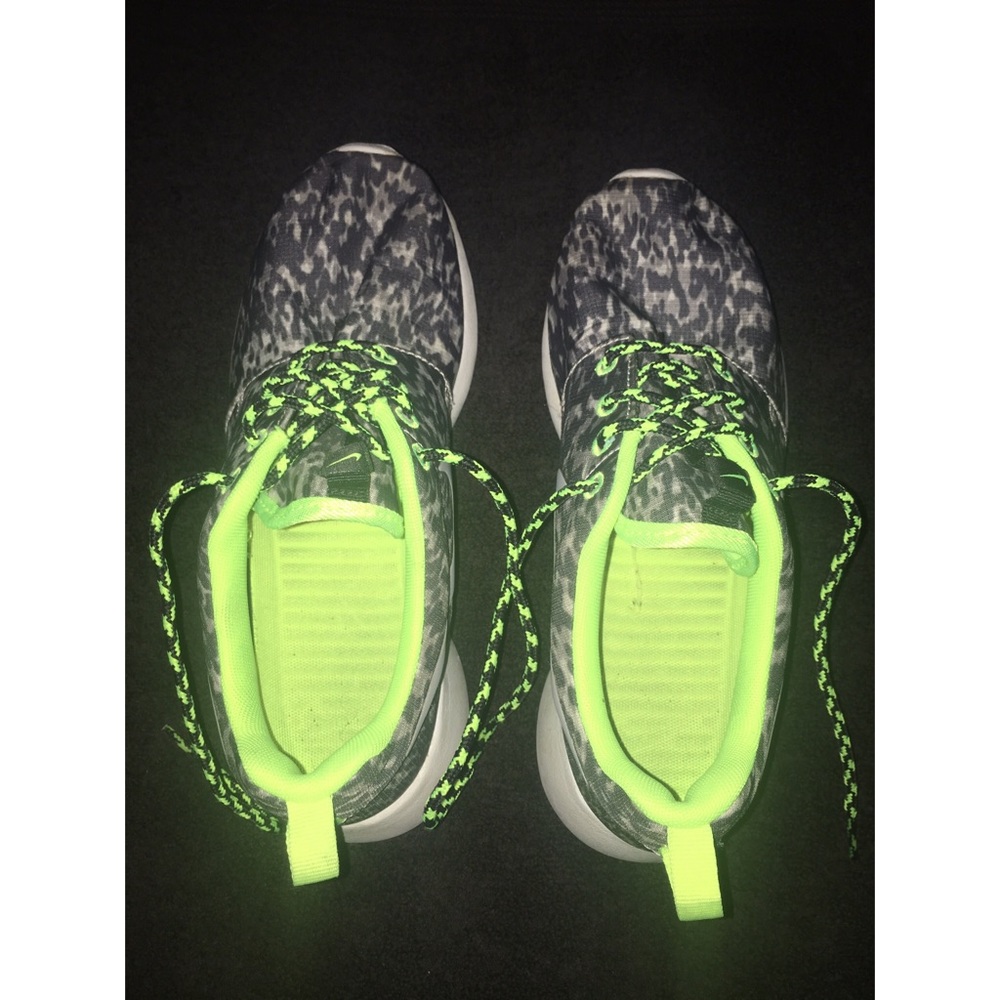 👟 Nike running shoes